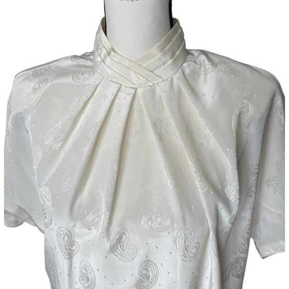 Vintage Cream Satin High Neck Pleated Paisley Print Blouse Size Medium - Picture 2 of 9